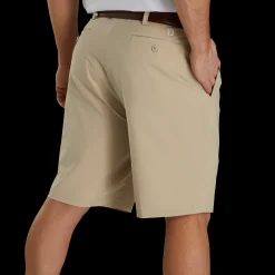 Pleated 9.5" Inseam Short